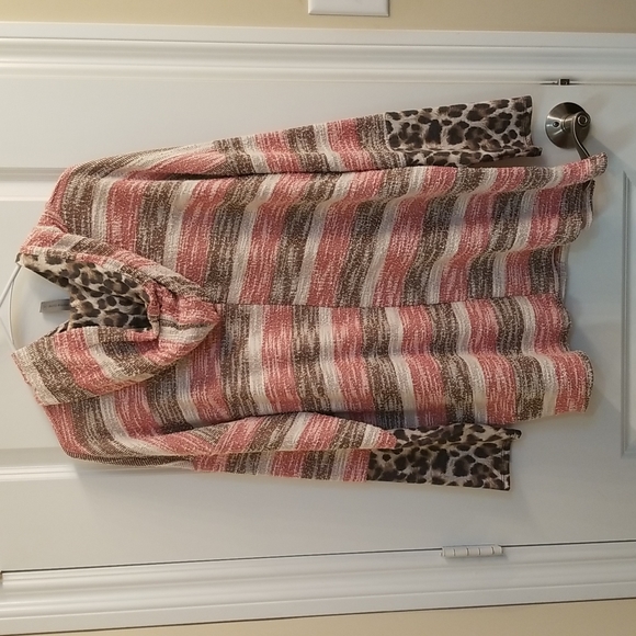 NWOT Stripe & Leopard Hoodie. XL - Picture 5 of 6